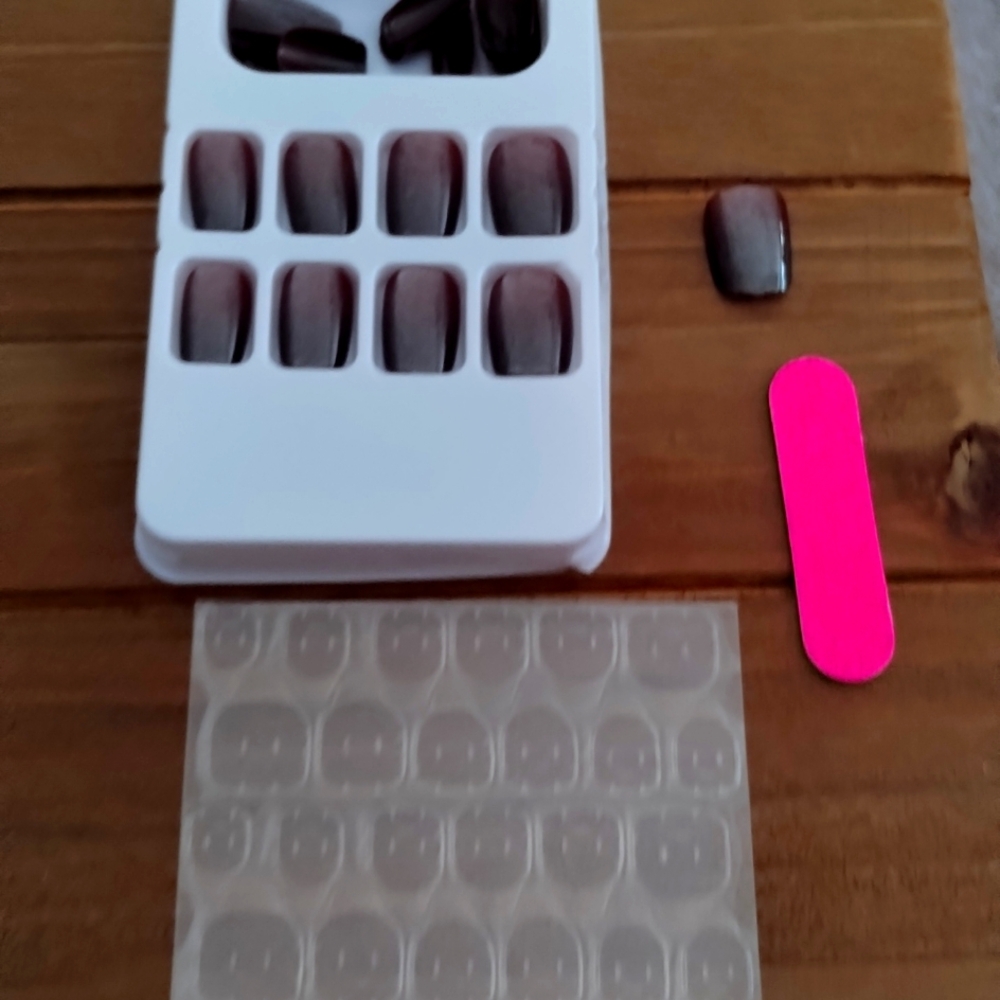 Quick Manicure Nails